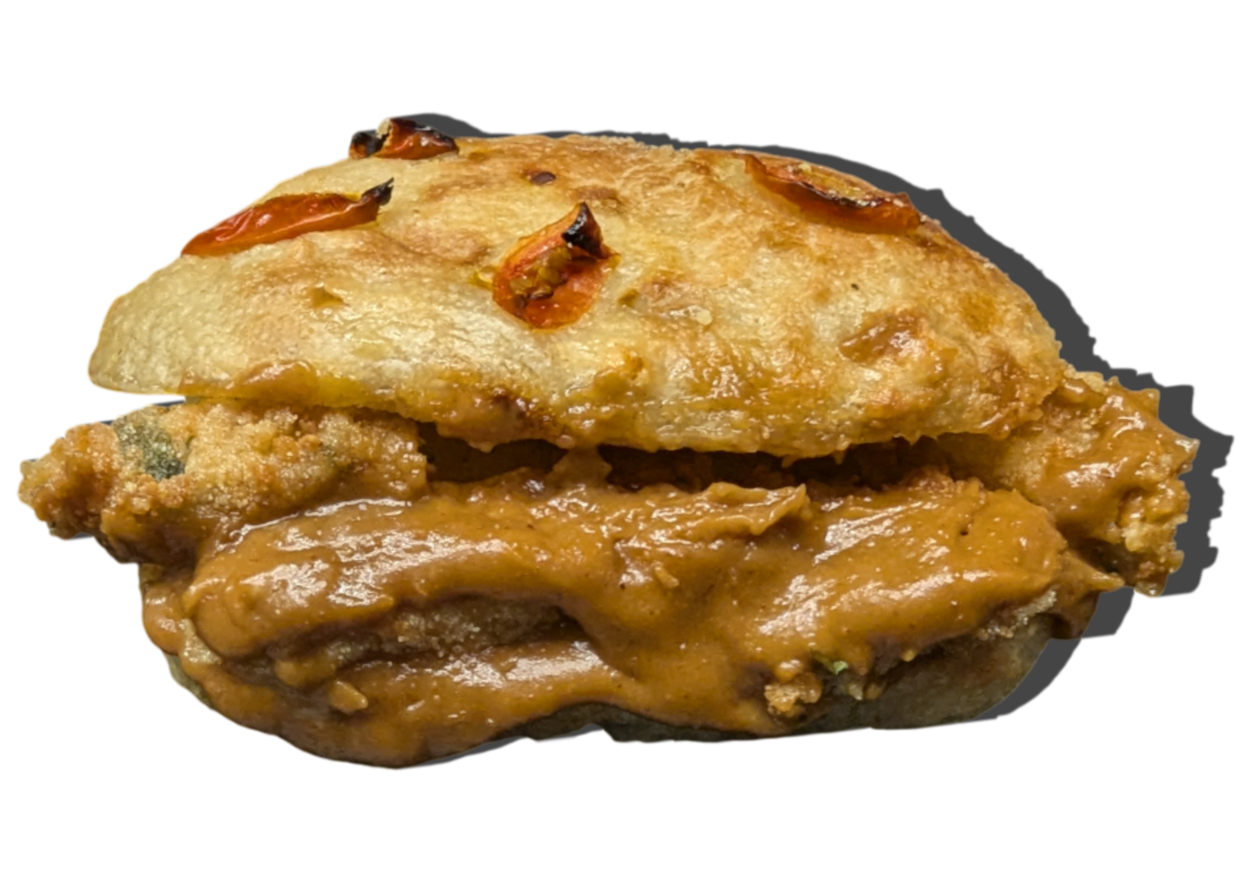 Tuya Khalifa | Pechuga de Pollo Jugosa con Especialidad de Satay (Cacahuete)